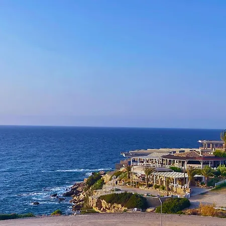 Azure Pearl Oceanfront Loft Spacious Rooftop Terrace Pool