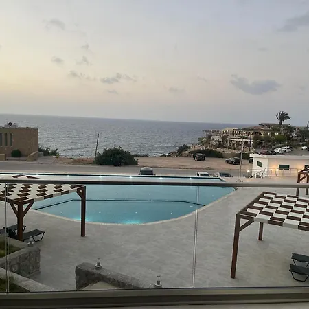 Apartman Azure Pearl Oceanfront Loft Spacious Rooftop Terrace Pool *