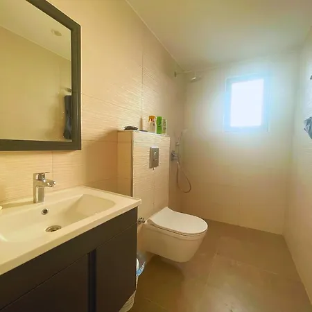 Διαμέρισμα Azure Pearl Oceanfront Loft Spacious Rooftop Terrace Pool *