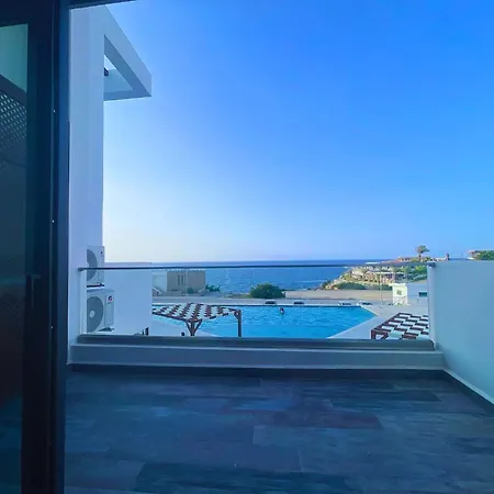 Azure Pearl Oceanfront Loft Spacious Rooftop Terrace Pool * Άγιος Νικόλαος