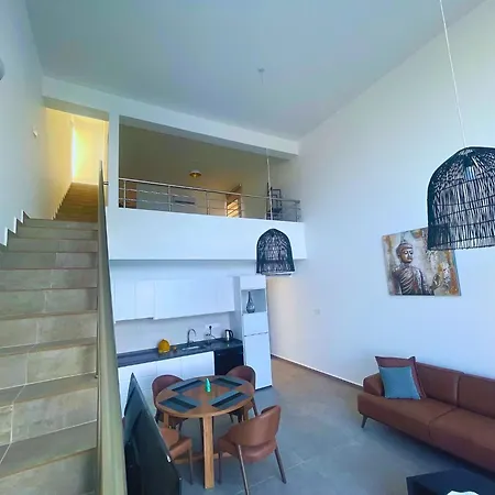 Azure Pearl Oceanfront Loft Spacious Rooftop Terrace Pool * Ájosz Nikólaosz