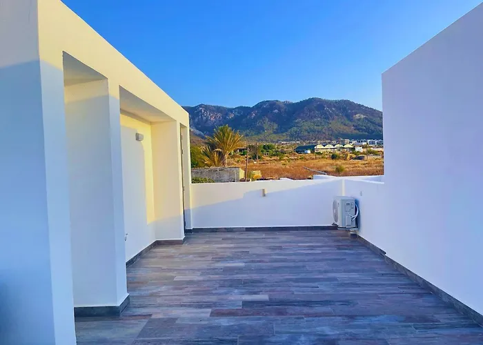 Apartmán Azure Pearl Oceanfront Loft Spacious Rooftop Terrace Pool *