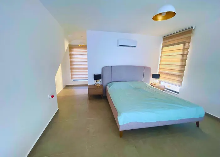 Apartmán Azure Pearl Oceanfront Loft Spacious Rooftop Terrace Pool