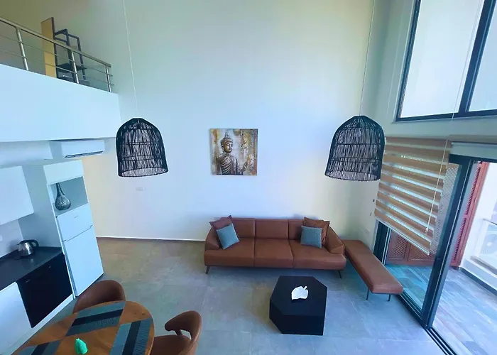 Azure Pearl Oceanfront Loft Spacious Rooftop Terrace Pool